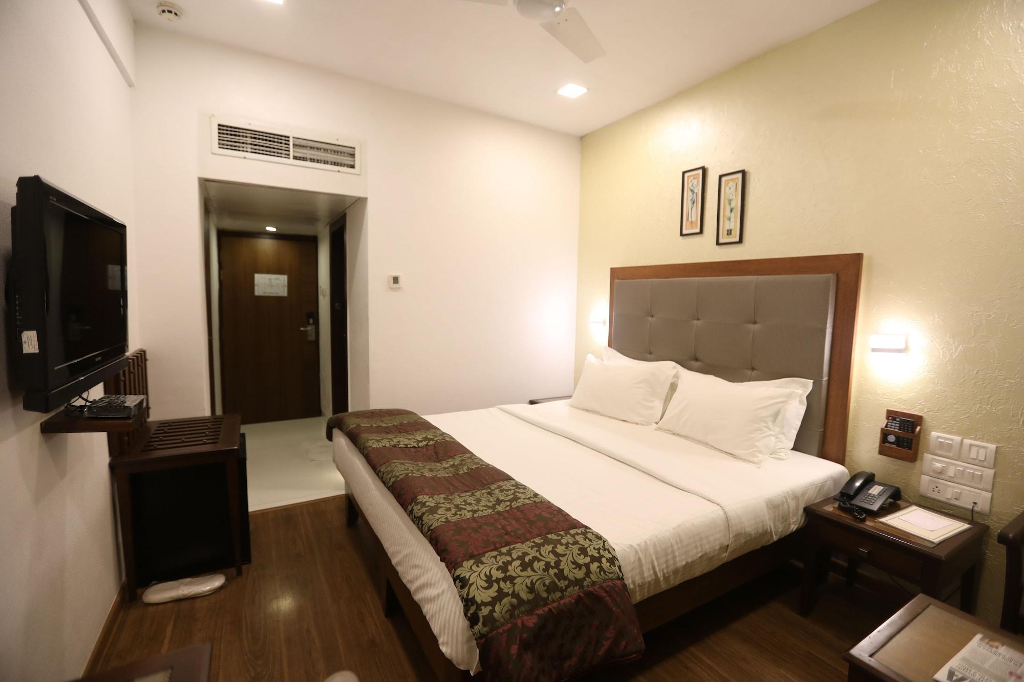 Citizen Hotel Mumbai Exterior photo
