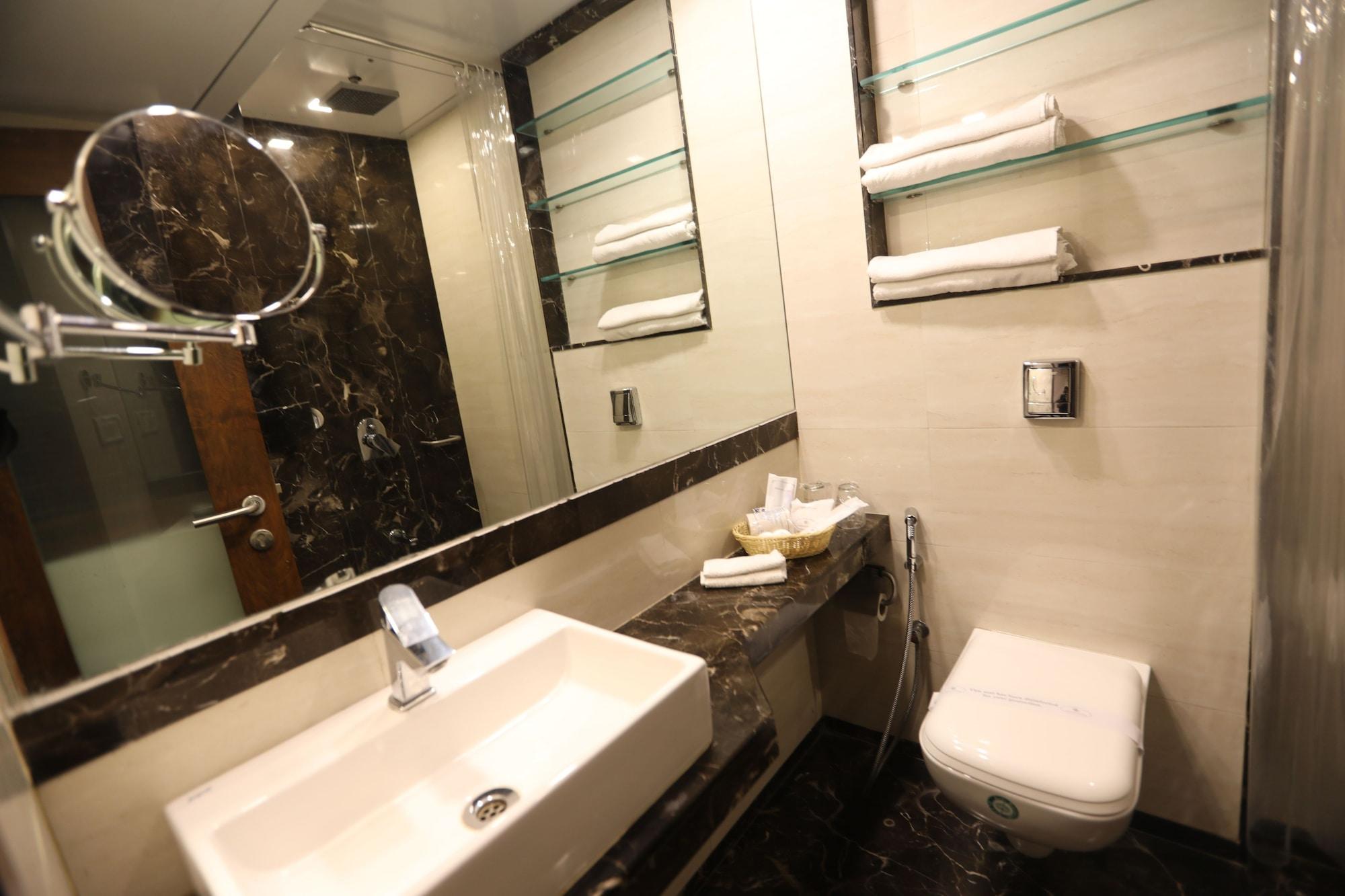 Citizen Hotel Mumbai Exterior photo
